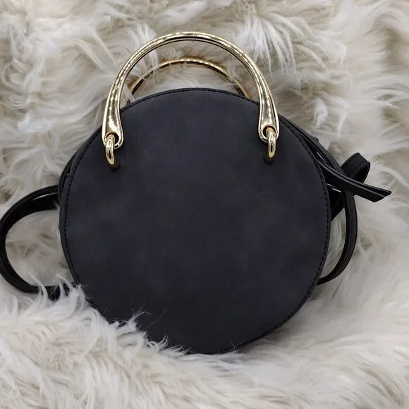 Round Black Embroidered Crossbody Bag – Boho Chic - Picture 10 of 11